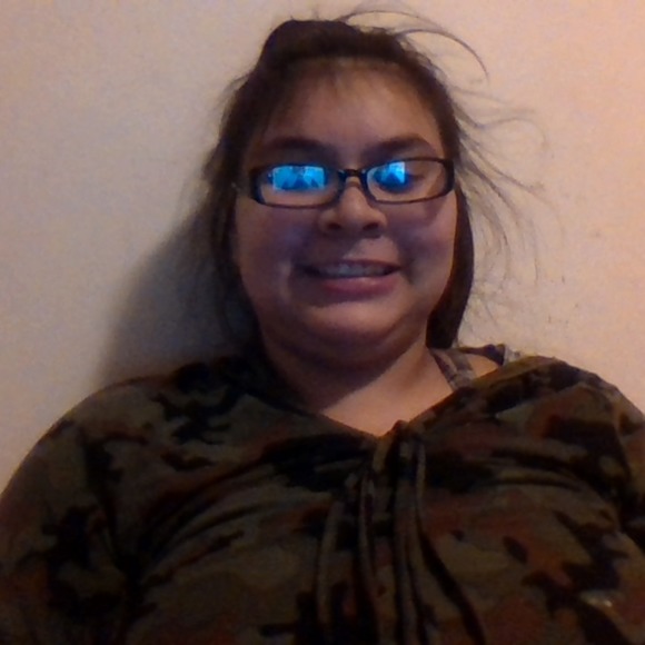 Meet your Posher, Elizabeth - Picture 1 of 1